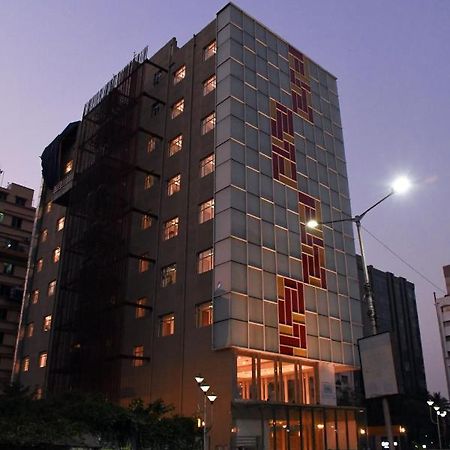 Hotel Lynq Aero Calcuta Exterior foto